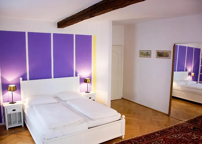 One-room 